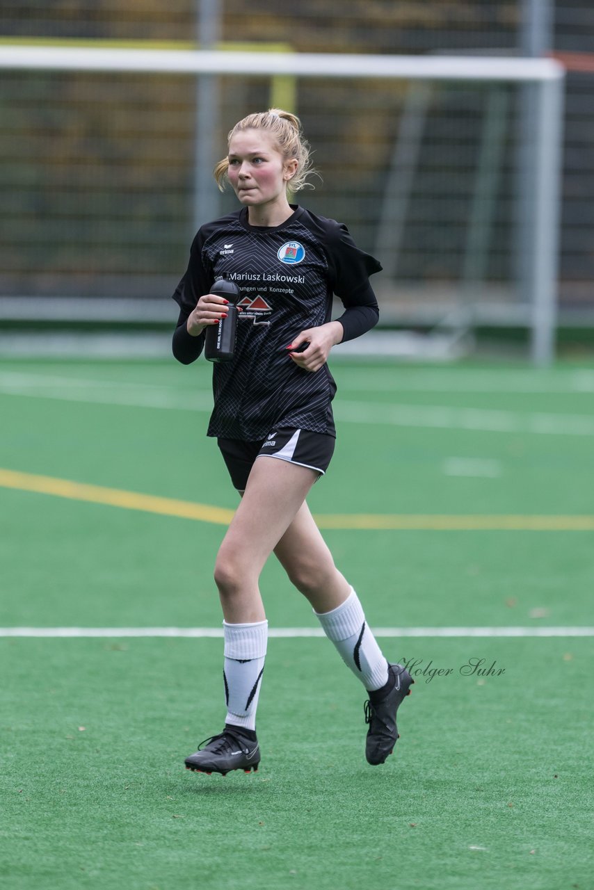 Bild 291 - wCJ VfL Pinneberg - Eimsbuettler TV : Ergebnis: 0:3